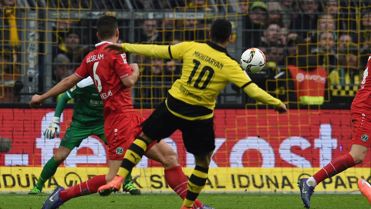 Dortmund tut sich lange schwer, bis Henrikh Mkhitaryan nach einem feinen Solo den Siegtreffer erzielt
