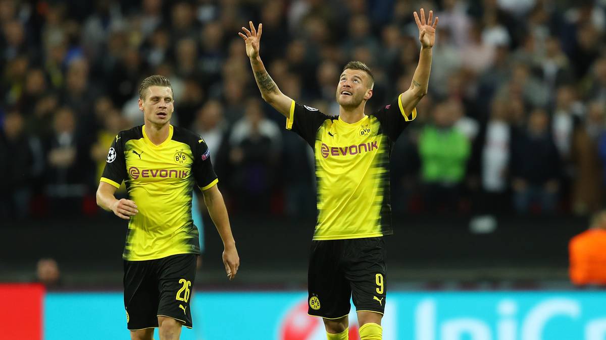 ANDRIY YARMOLENKO - Maßeinstand als der Ukrainer per Traumtor den 1:1-Ausgleich erzielte. Deutete seine offensive Klasse mehrfach an - zumeist blieb es aber beim Ansatz. Insgesamt fehlt noch die Bindung zum Spiel, was aber nach nur sechs Trainingstagen mit den neuen Kollegen nicht verwundert. SPORT1-Note: 3,5