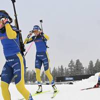 Wintersport-Star Stina Nilsson beendet ihre Biathlon-Karriere und kehrt zum Langlauf zurück. Die beiden schwedischen Biathletinnen Hanna und Elvira Öberg reagieren auf ihren Abschied.
