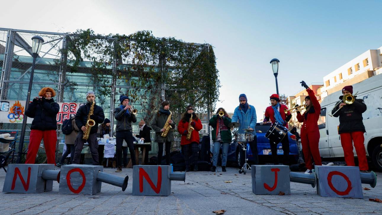 Paris: Olympia-Hauptquartier besetzt