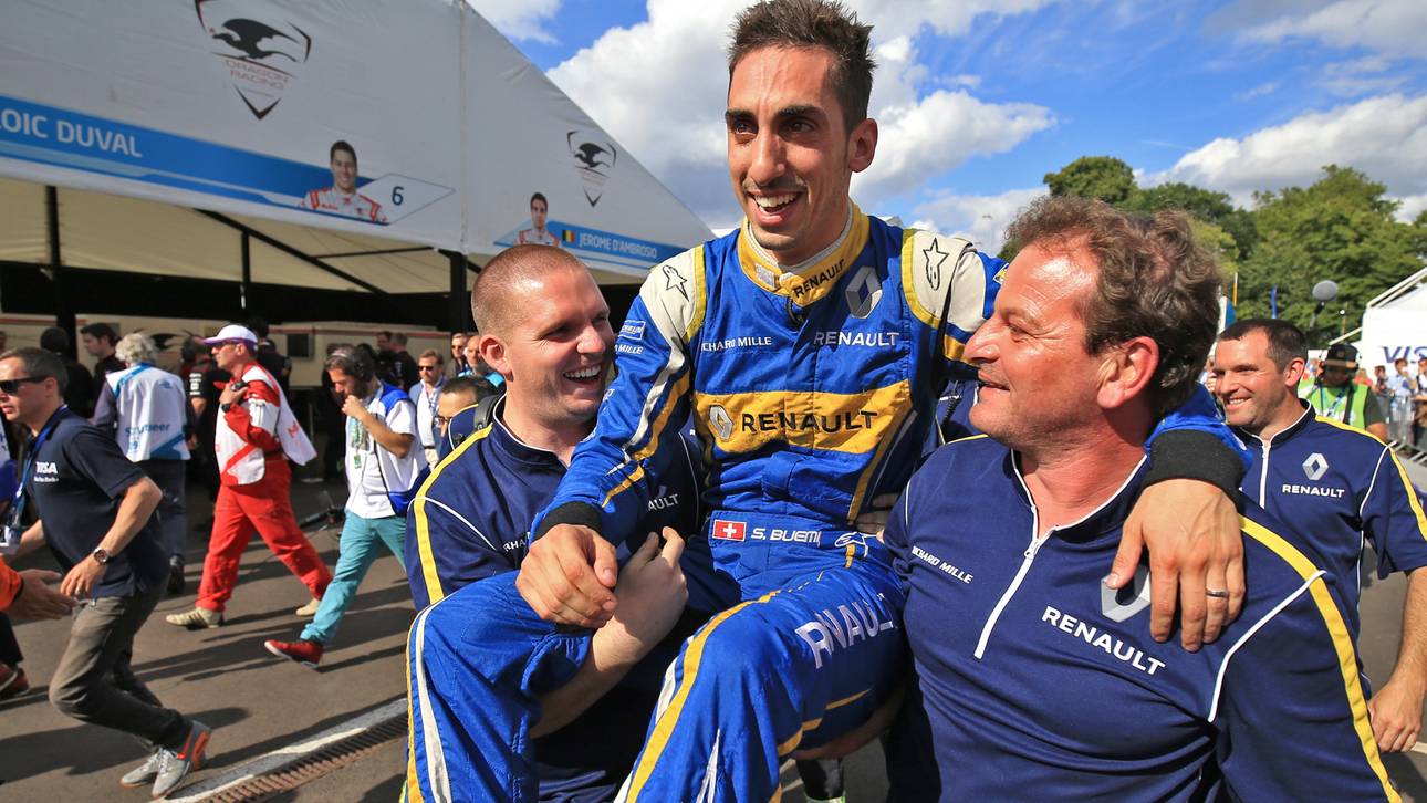 Buemi rast nach Crash zum Titel