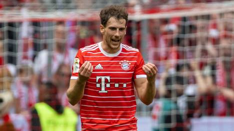 Die Verantwortlichen des FC Bayern würden Leon Goretzka angeblich keine Steine in den Weg legen, wenn ein passendes Transfer-Angebot kommt. Fällt er dem Mittelfeld-Umbau zum Opfer?