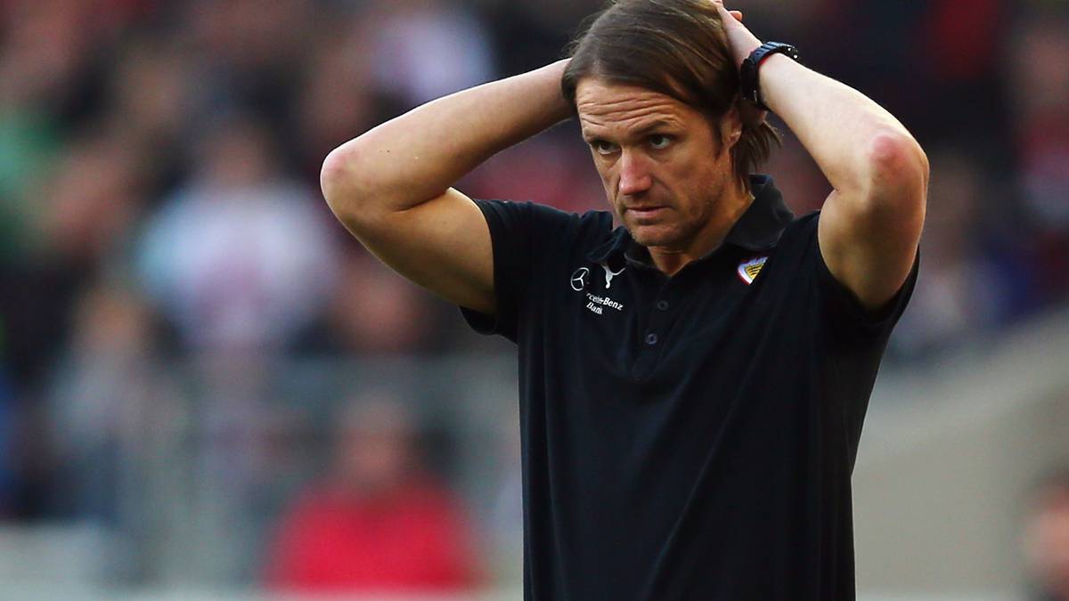THOMAS SCHNEIDER (bis März 2014): Der Start des ehemaligen Stuttgart-Profis mit einem 6:0 gegen Hoffenheim ist famos. Aber anschließend kommt nicht mehr viel und im März 2014 ist für Schneider die Zeit als VfB-Chefcoach schon wieder vorbei
