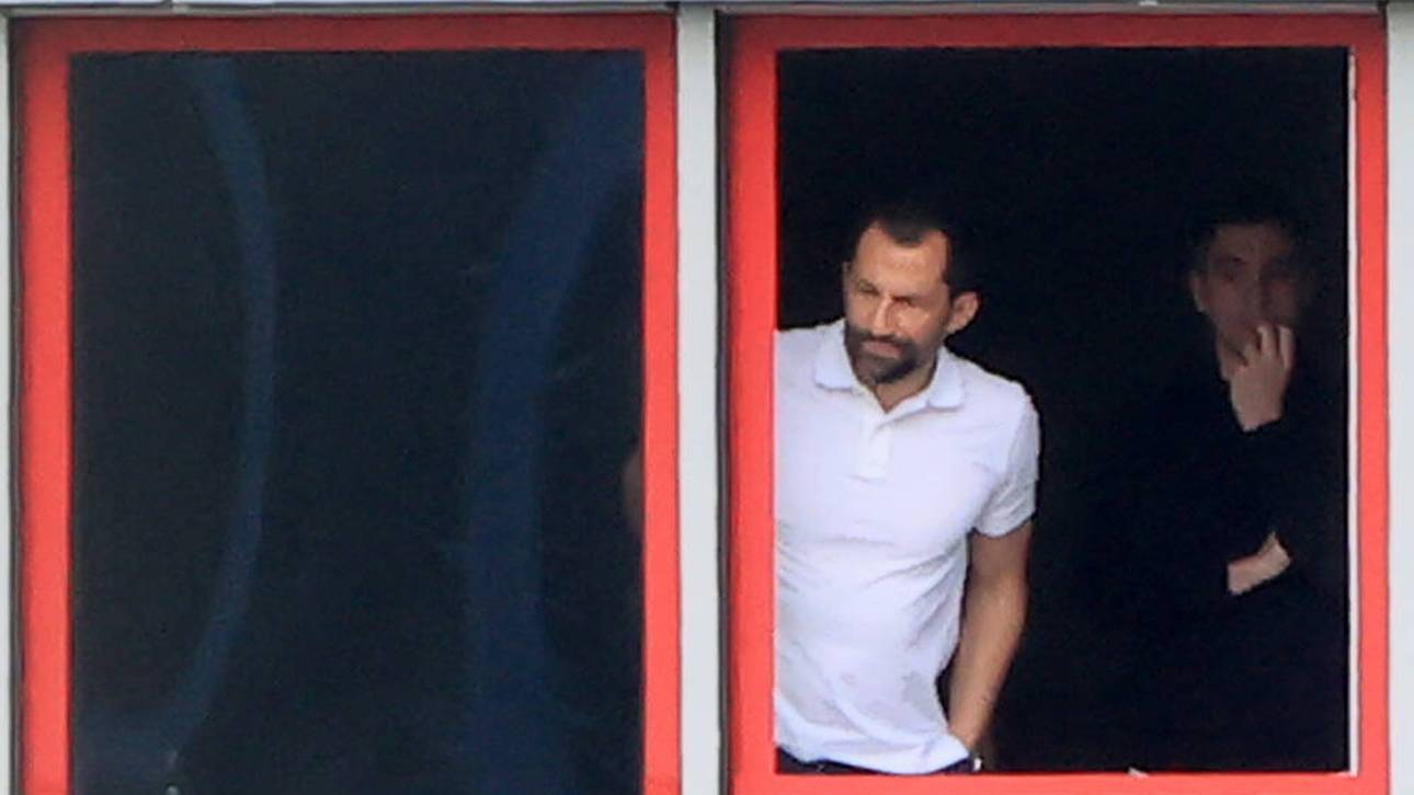 Mario Neppe (r.) ist der Transferflüsterer beim FC Bayern