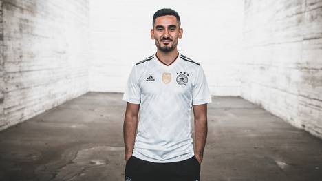 Ilkay Gündogan im neuen DFB-Trikot