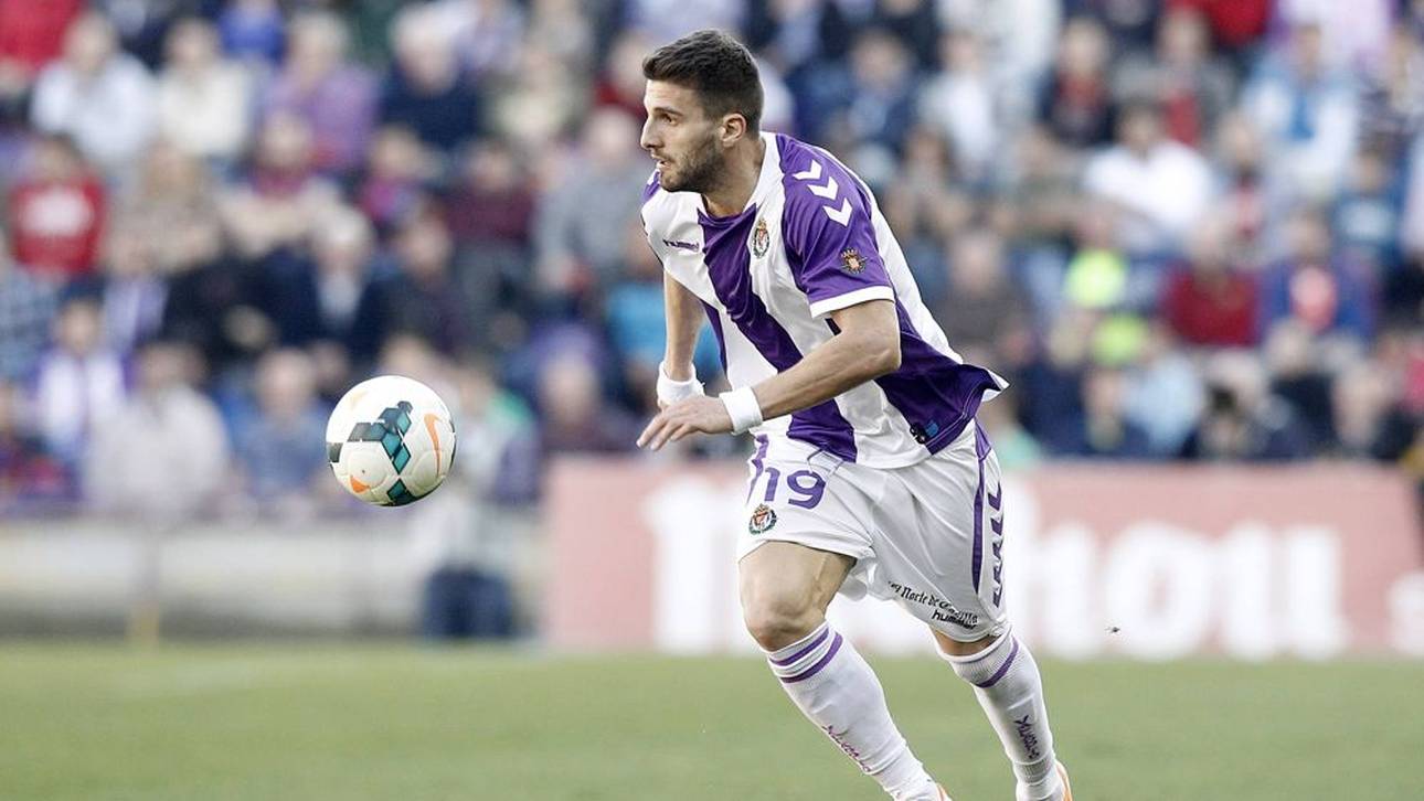Valdet Rama im Trikot von Real Valladolid