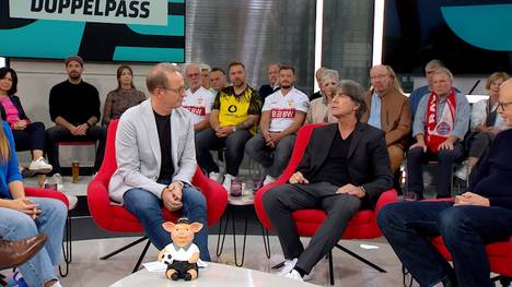 Joachim Löw wird im Doppelpass über seine eigene Zukunft ausgefragt. Der Ex-Bundestrainer lässt offen, ob er nochmal einen Job im Fußball annimmt.