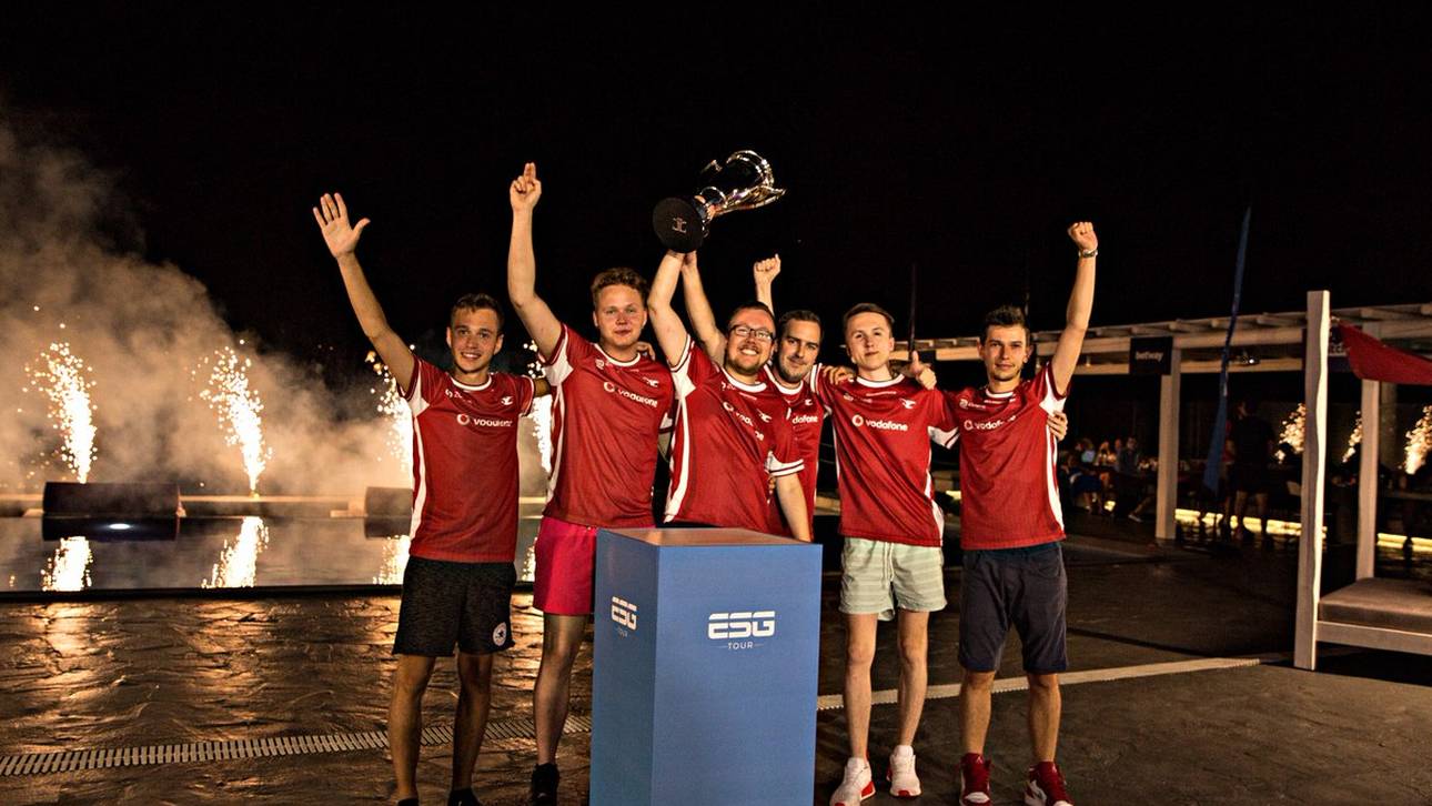 chrisJ: Habe eine Vorbildfunktion