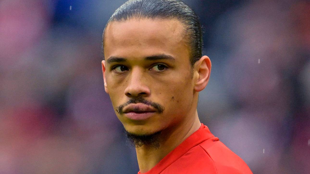 Sané von Schlag gezeichnet