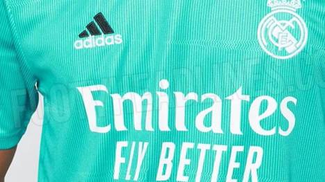 Die ersten Fotos von den neuen Ausweichtrikots von Real Madrid wurden geleakt. Sie sind ganz in türkis gehalten mit weißen Elementen.
