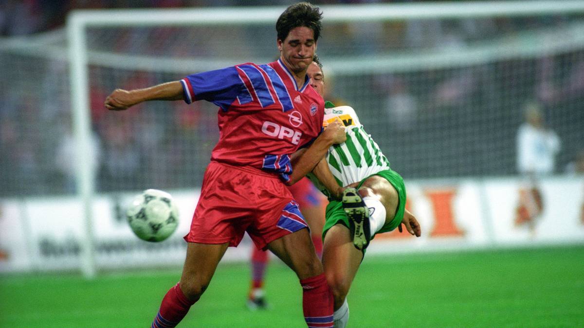 DIETER FREY (94/95): Von 1992 bis 1996 spielt der Abwehr- und Mittelfeldspieler an der Isar, sein Debüt gibt der Schwabe allerdings erst anderthalb Jahre nach Vertragsunterschrift. In seiner letzten Saison kommt Frey nur noch auf acht Einsätze in der Liga, weshalb er sich dem SC Freiburg anschließt