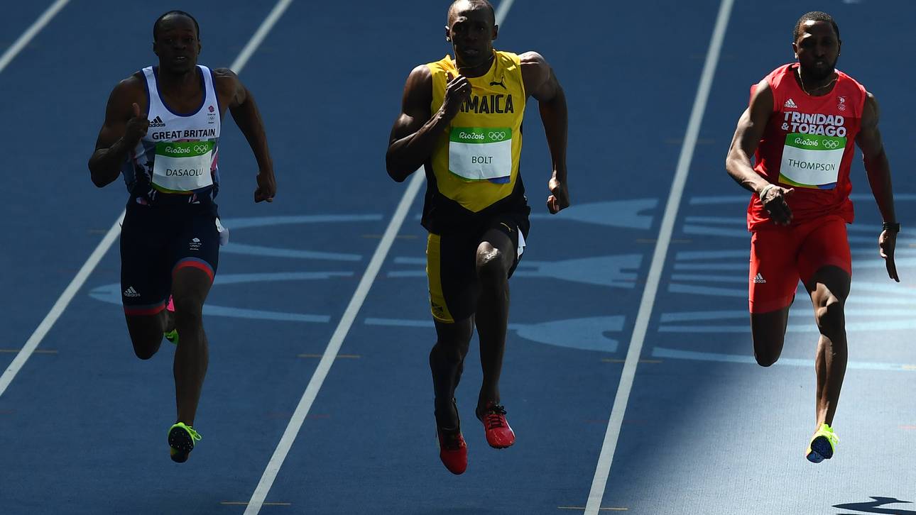 Bolt joggt ins Halbfinale