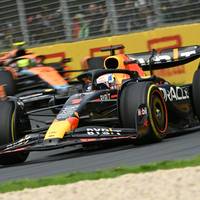 Max Verstappen entscheidet die Generalprobe für das Qualifying zum Großen Preis von Australien für sich. Zweiter wird Fernando Alonso.
