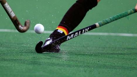 Die deutschen Hockey-Frauen feiern Sieg gegen Indien