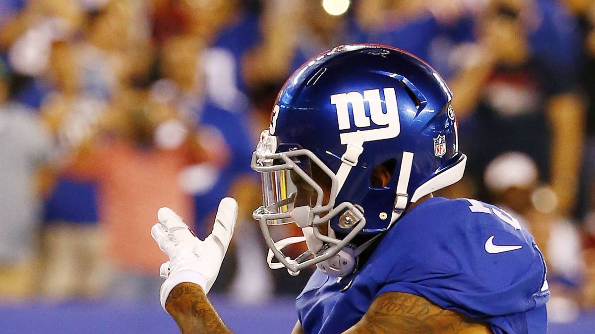 Zu feier der Punkte gibt es in der Endzone eine kleine Tanzeinlage von Beckham