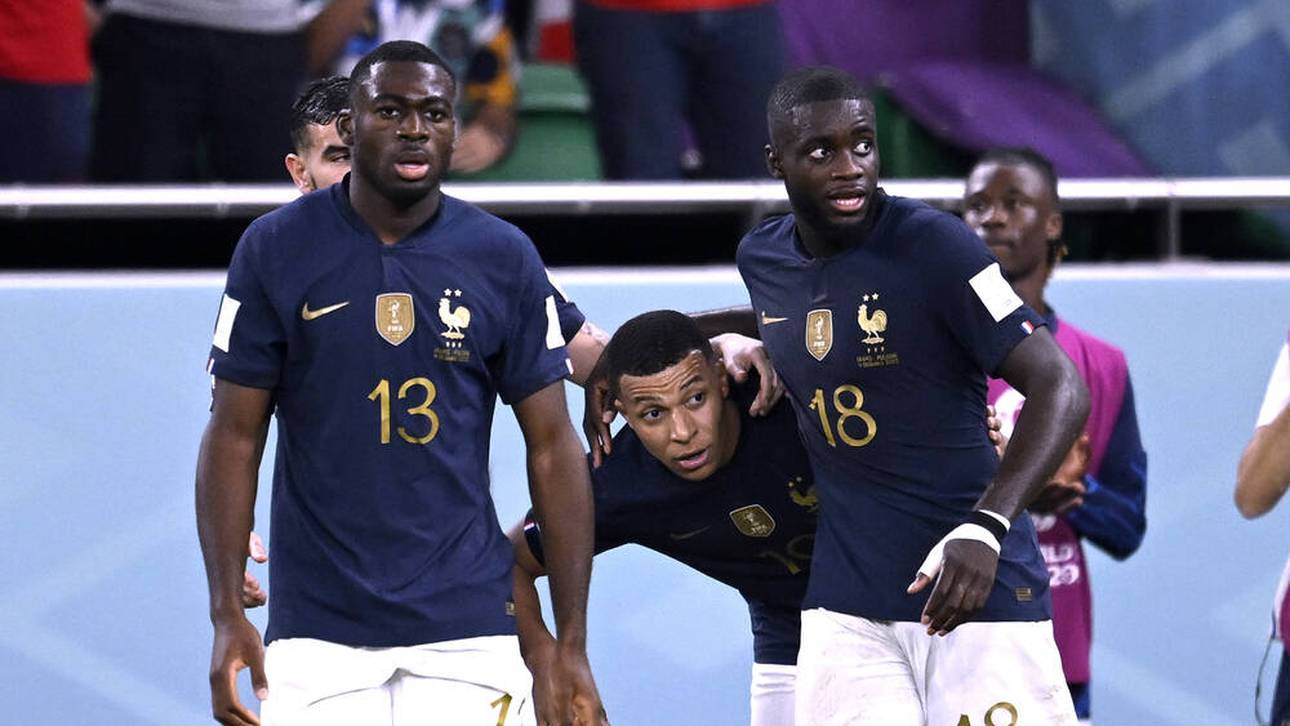 Aufstellungen da! Bayern-Star spielt