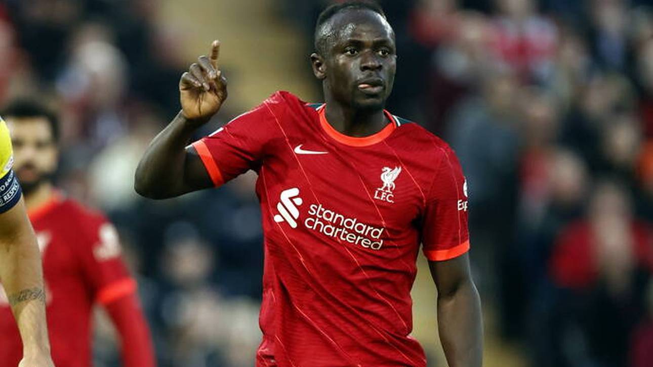 Zu Bayern? Legende droht Mané