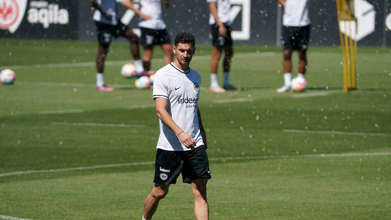 Alarios große Geste für Hinteregger