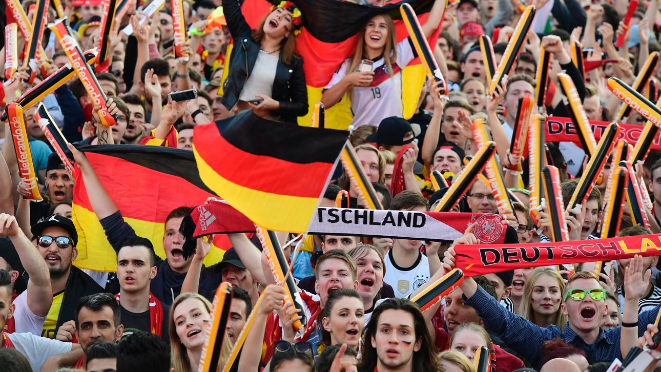 Rekordbesuch auf Berliner Fanmeile