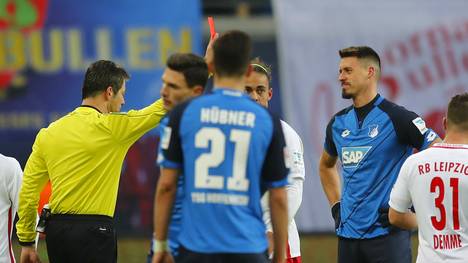 Nach der roten Karte im Spiel gegen Leipzig fehlt Sandro Wagner den Hoffenheimern in der Partie gegen Mainz 05