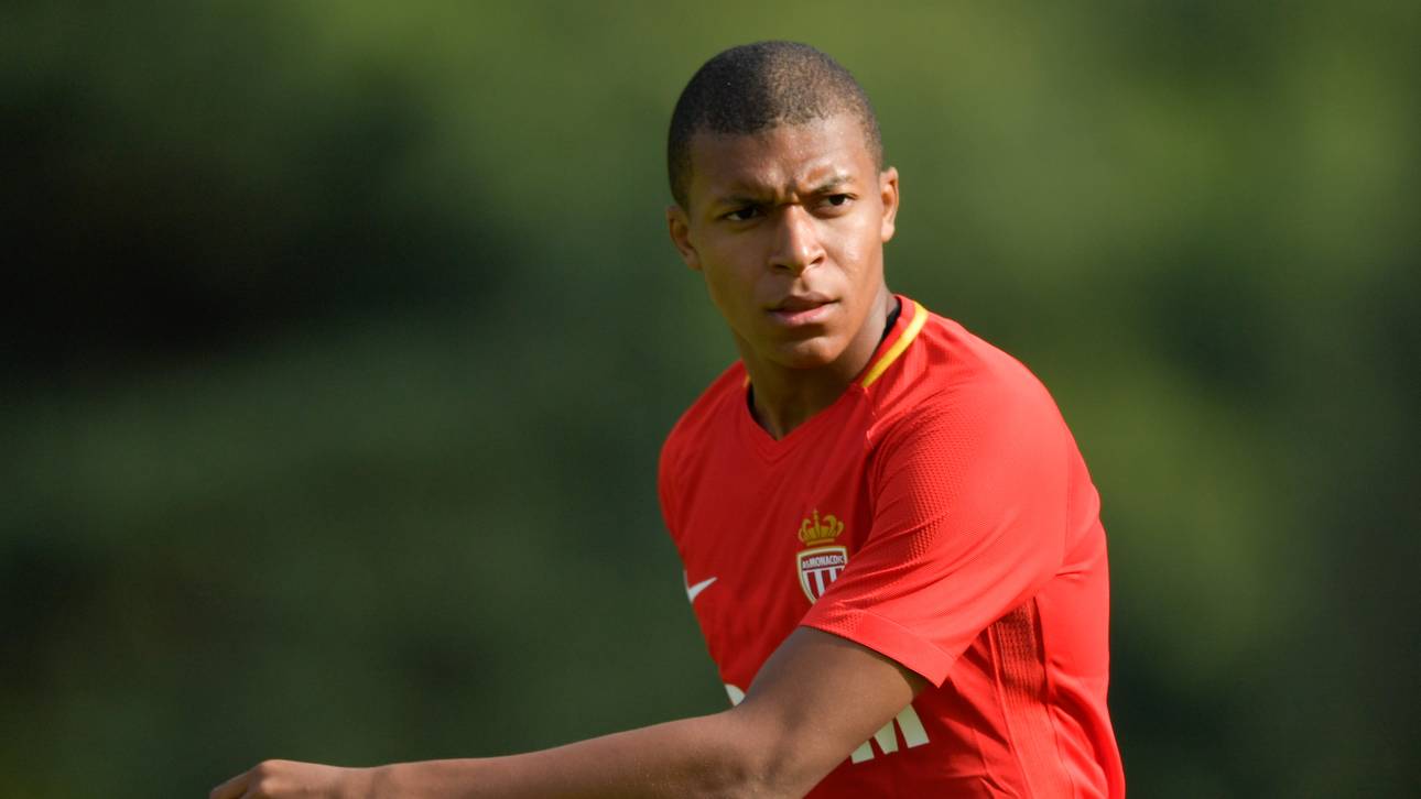 Monaco droht Klubs wegen Mbappe