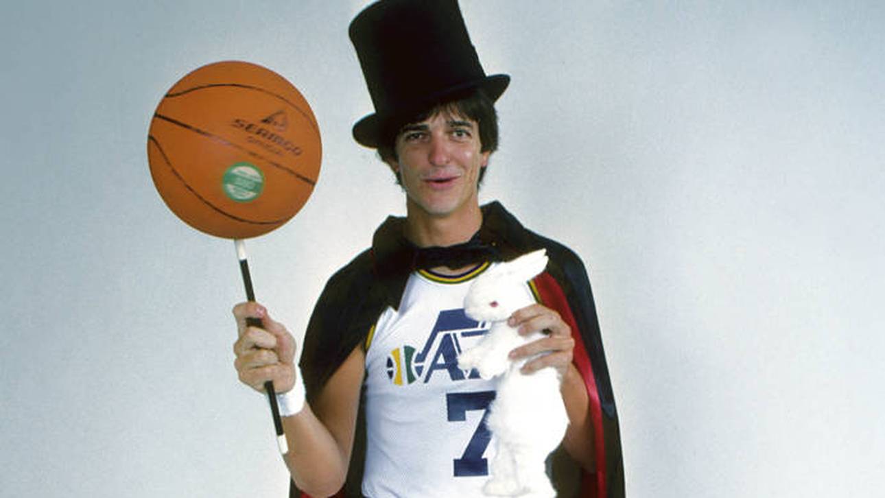 Pete Maravich ließ sich 1976 als Zauberer ablichten