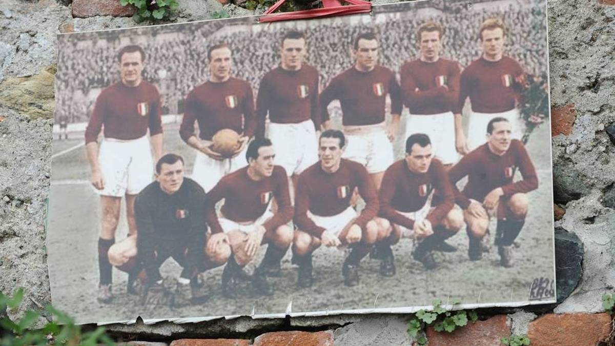 Für die verstorbenen Spieler der AC Turin gibt es in vielen italienischen Städten Gedenkstätten