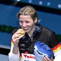 Auszeichnung nach Gold bei der der Schwimm WM in Doha. Die Sporthilfe-Athleten wählen Angelina Köhler zur Sportlerin des Monats Februar.