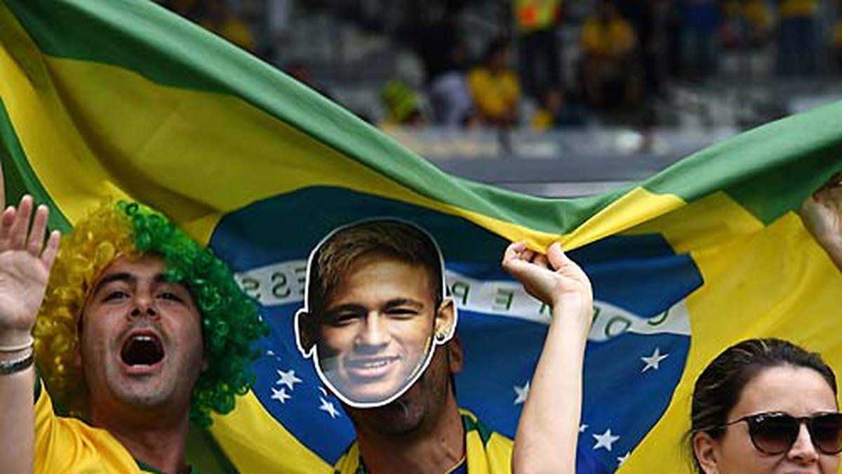 Der Renner in diesen Wochen in Brasilien: Die Neymar-Maske