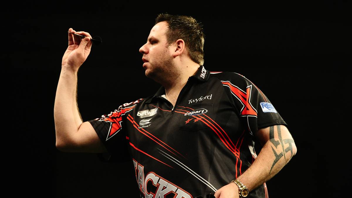 Shumway: "Er ist wieder auf dem Weg nach oben, was mich sehr freut. Adrian Lewis kann für eine Überraschung sorgen. Sein Pech ist, dass er in der zweiten Runde wahrscheinlich auf van Gerwen treffen wird"