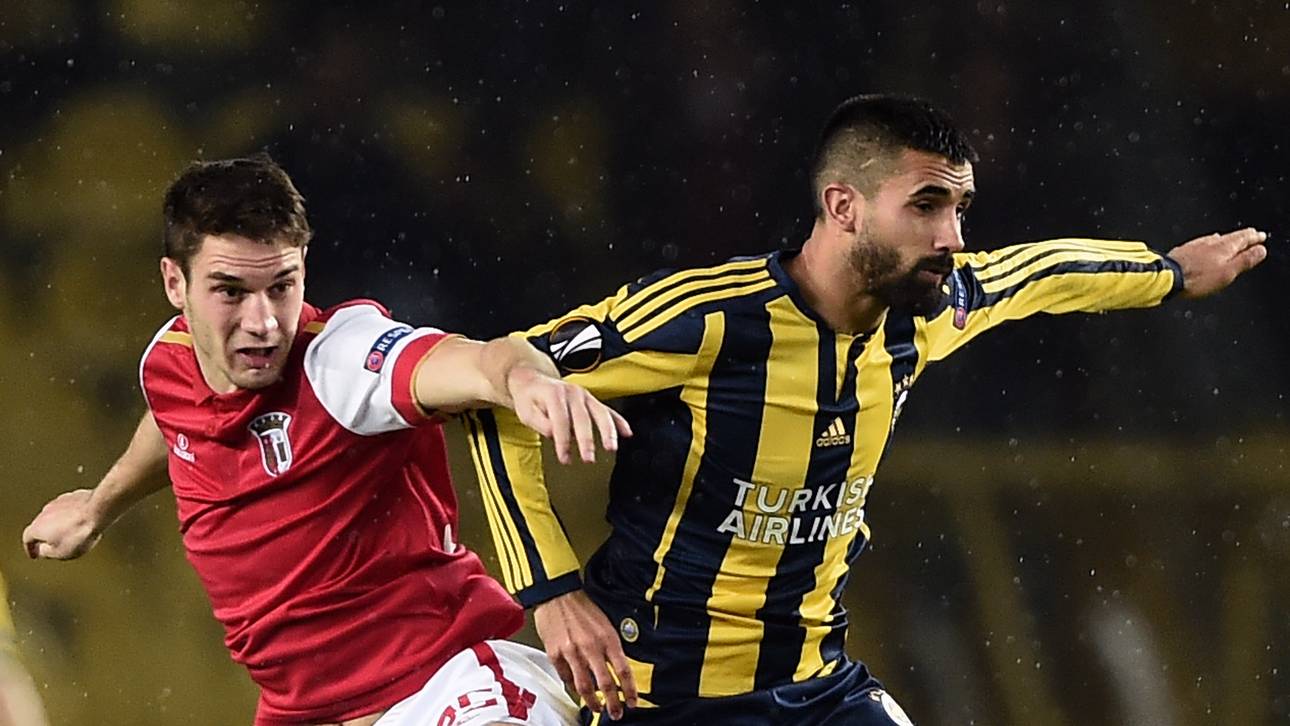 Drei Platzverweise! Fener verliert Nerven