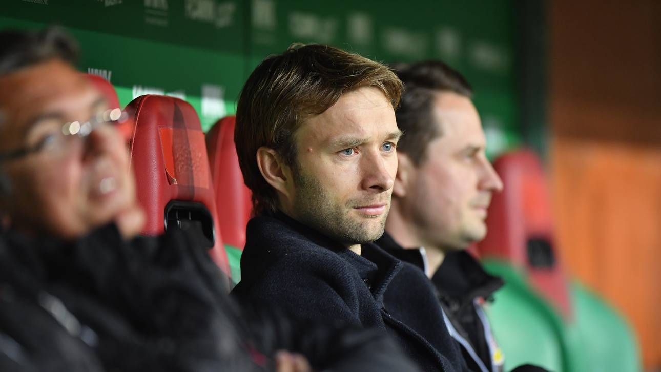 Spieler von 7 Beratern angeboten