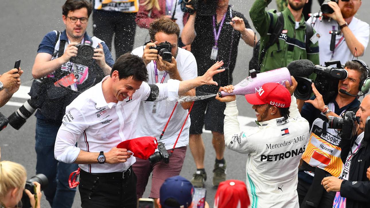 Wolff: „Lewis soll sich auskotzen“