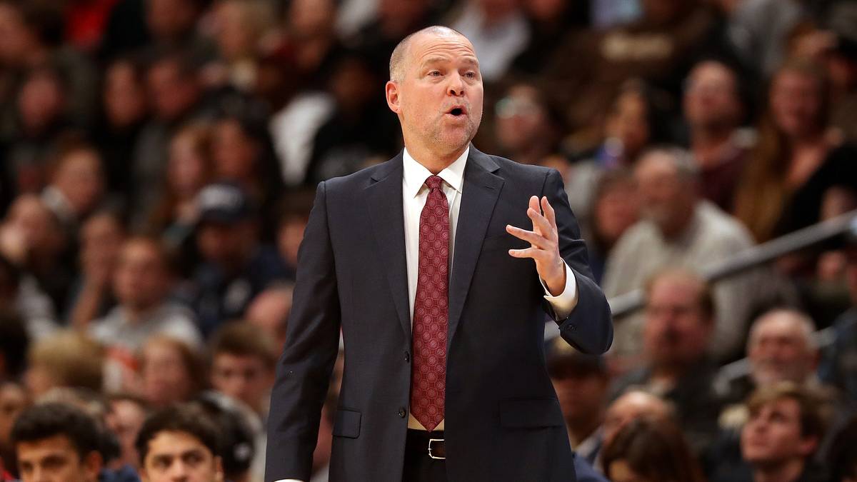 Durch die erfolgreiche Vorsaison sind die Erwartungen allerdings gestiegen. Doch die Fülle an Talent im Nuggets-Kader hilft dem Coach enorm bei der Bestätigung des Erfolges