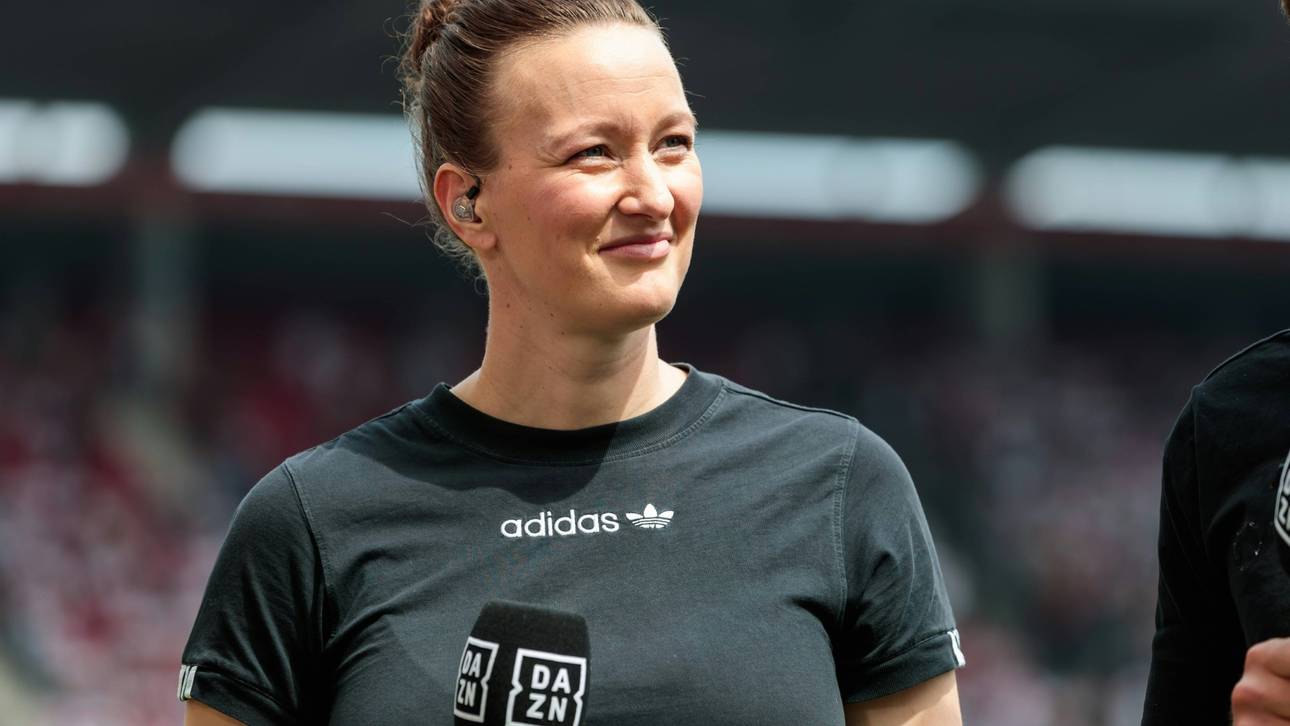 Das denkt Schult über Frauenfußball