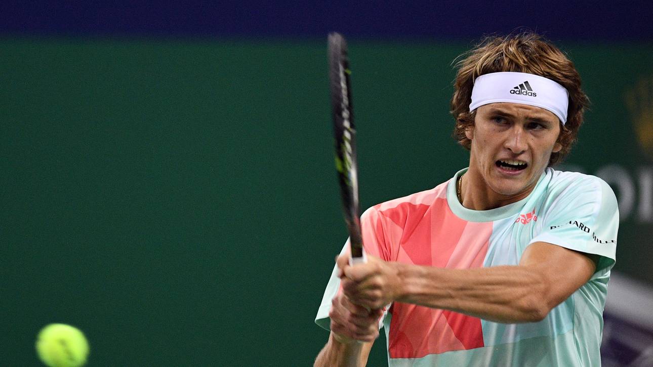 Zverev kämpft sich ins Achtelfinale