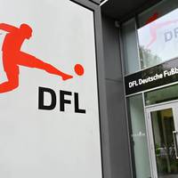 Laut erster DFL-Entscheidung erfüllen derzeit nicht alle Klubs der ersten und zweiten Bundesliga die Anforderungen für eine Lizenz.