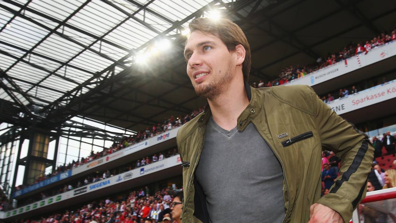 Helmes gibt Traineramt in Köln auf