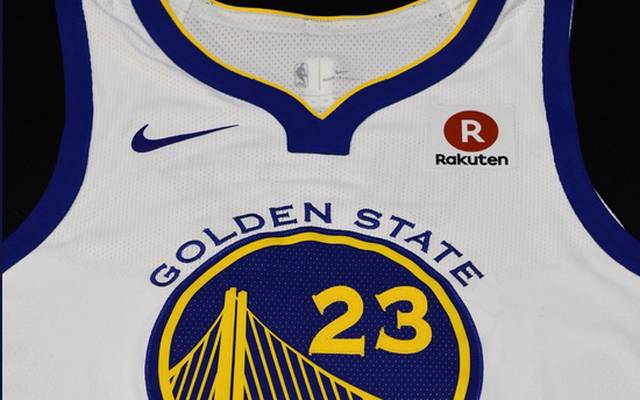 Nba Barcelona Sponsor Rakuten Bei Golden State Warriors Auf Dem Trikot