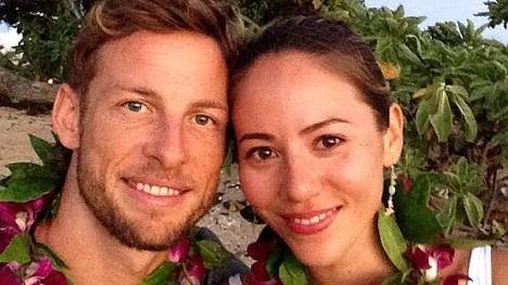 Auch im vergangenen Jahr relaxten Jenson Button und Jessica Michibata auf Hawaii.