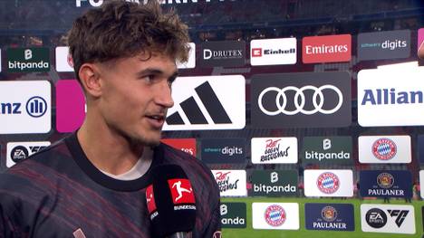 Tom Bischof feiert gegen Werder Bremen sein Startelfdebüt. Auch wenn der Bayern-Spieler sehr glücklich über sein Debüt ist, so hat er auch ein paar Selbstzweifel geäußert. 