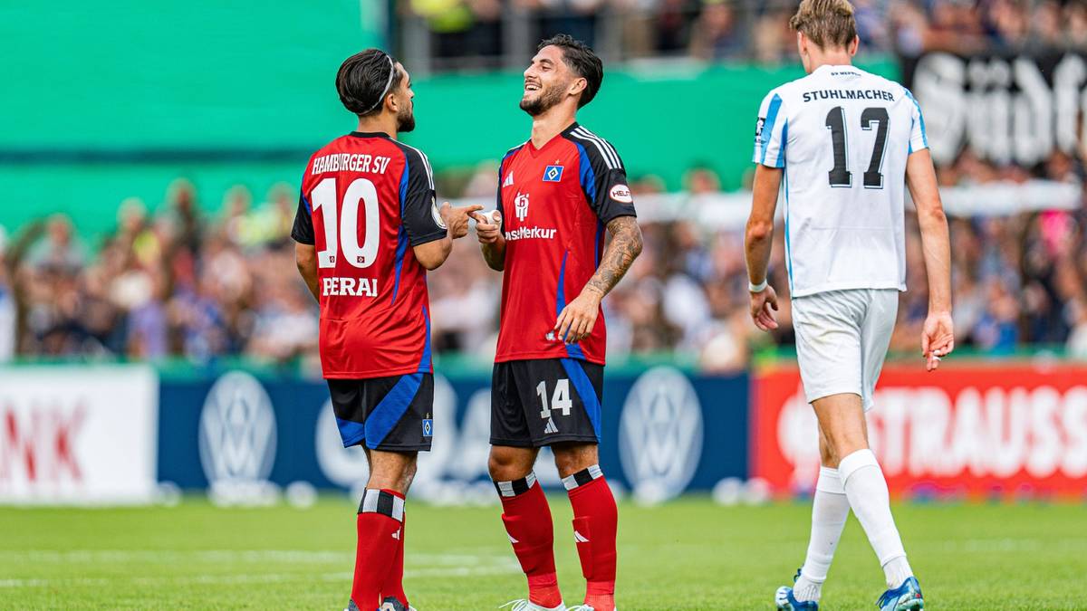 Kurioses Eigentor bei HSV-Kantersieg