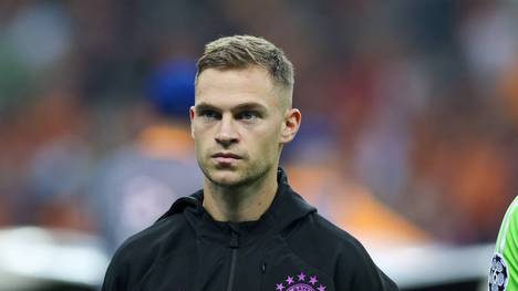 Joshua Kimmich steht für seine Leistungen bereits seit Monaten in der Kritik. Ex-FCB-Profi Mehmet Scholl sieht vor allem ein Problem bei Kimmich. 