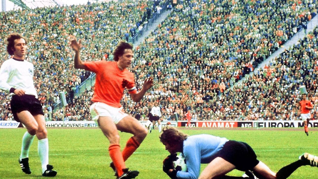 Beckenbauer beinahe im PSG-Trikot