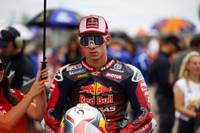 Pedro Acosta, das spanische Wunderkind der MotoGP, beeindruckt mit Podiumsplätzen und Rekorden. Experten loben sein Talent und seine schnelle Anpassung.