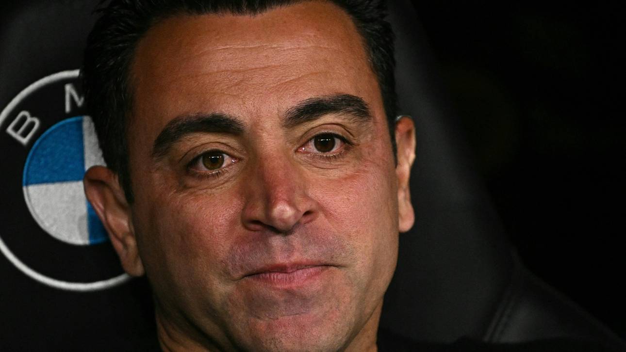 Medien: Xavi bleibt doch Trainer in Barcelona