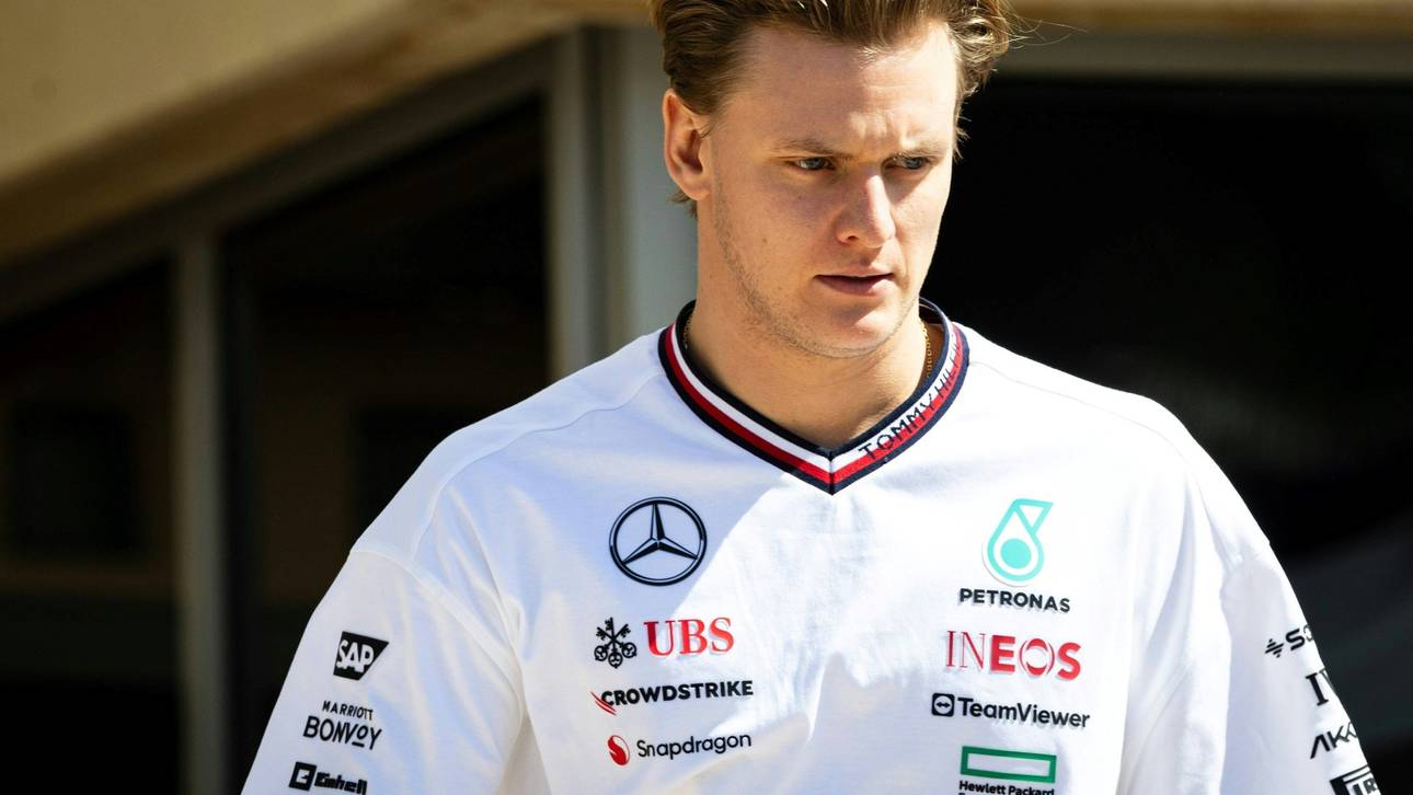 Schumacher fordert Ex-Weltmeister