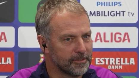 Lamine Yamal sorgte mit seinen scharfen Aussagen vor dem Clásico gegen Real Madrid erneut für Furore. Barca-Trainer Hansi Flick gibt ein Update zum Youngster.