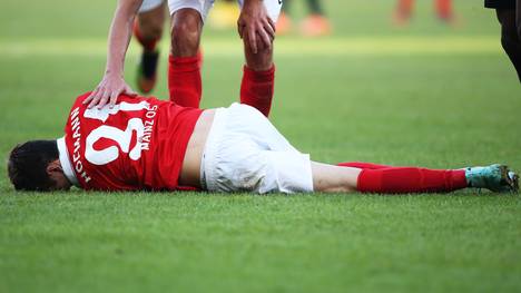 1. FSV Mainz 05-Jonas Hofmann-verletzt