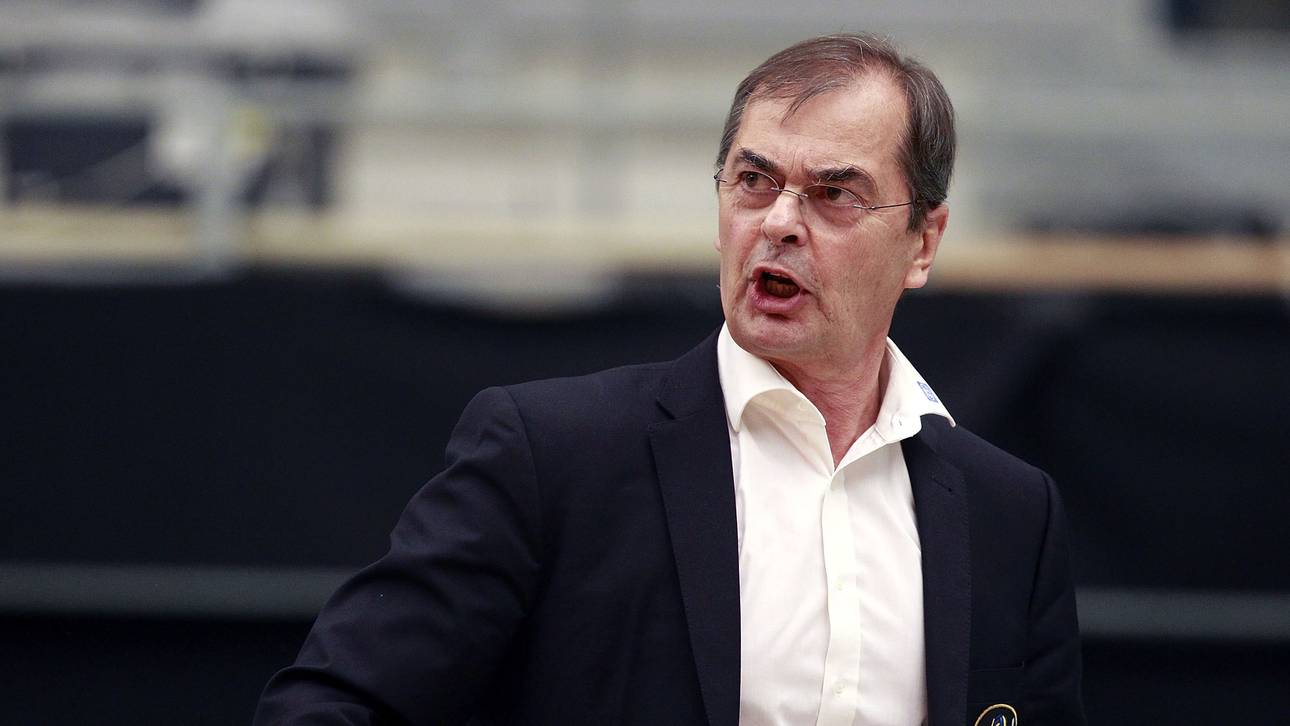 Trainerikone Moculescu kehrt zurück